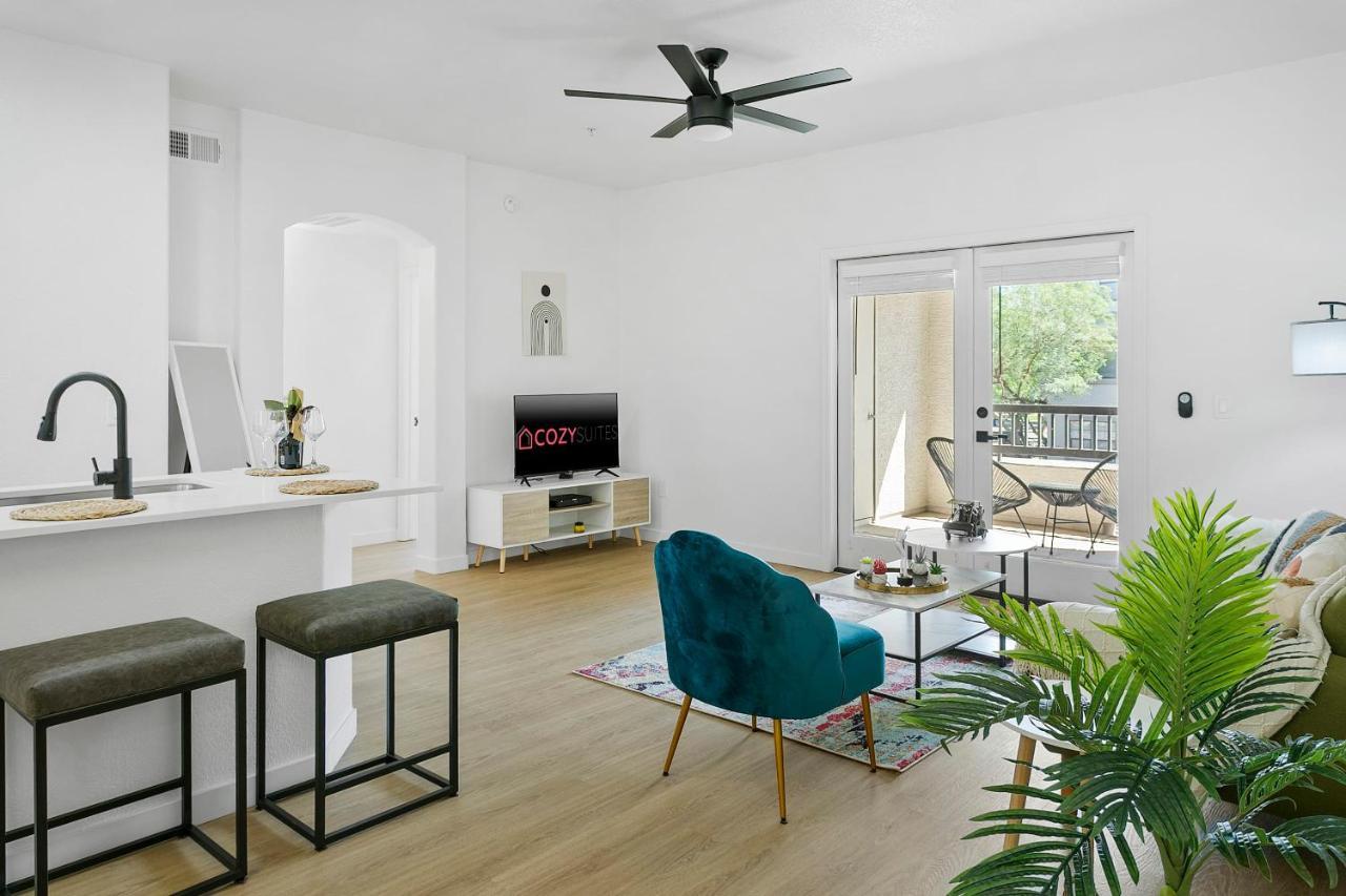 Cozysuites Glendale By The Stadium With Pool 03 מראה חיצוני תמונה